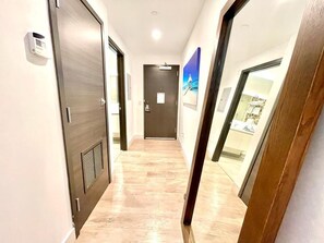 Interior - Cozy apartment, 1 step away from the beach! in the most luxurious area of Miami (Hollywood)