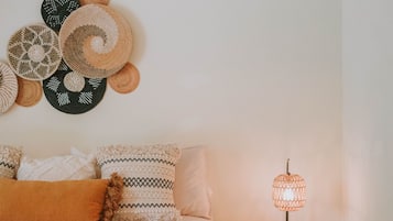 2 camere, una scrivania, ferro/asse da stiro, Wi-Fi gratuito