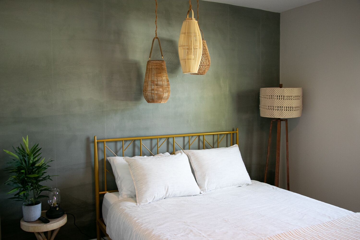 3 soverom, skrivebord, reiseseng for barn og wi-fi (inkludert)