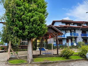 Mặt tiền nơi lưu trú