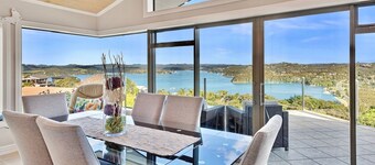 FABOULOUSE SEA VIEW 4 BED ROOM HOUSE