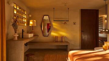 Luxury Villa | 3 bedrooms, hypo-allergenic bedding, memory foam beds