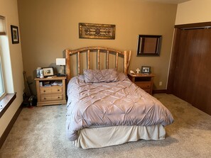 5 bedrooms, free WiFi, bed sheets - Black Hills Cottage With View of Mt Rushmore (Hermosa)