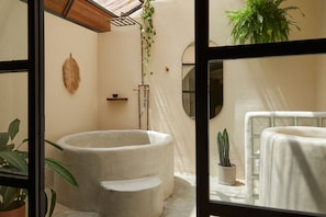 Bathroom - DUNA by DW (San Juan)