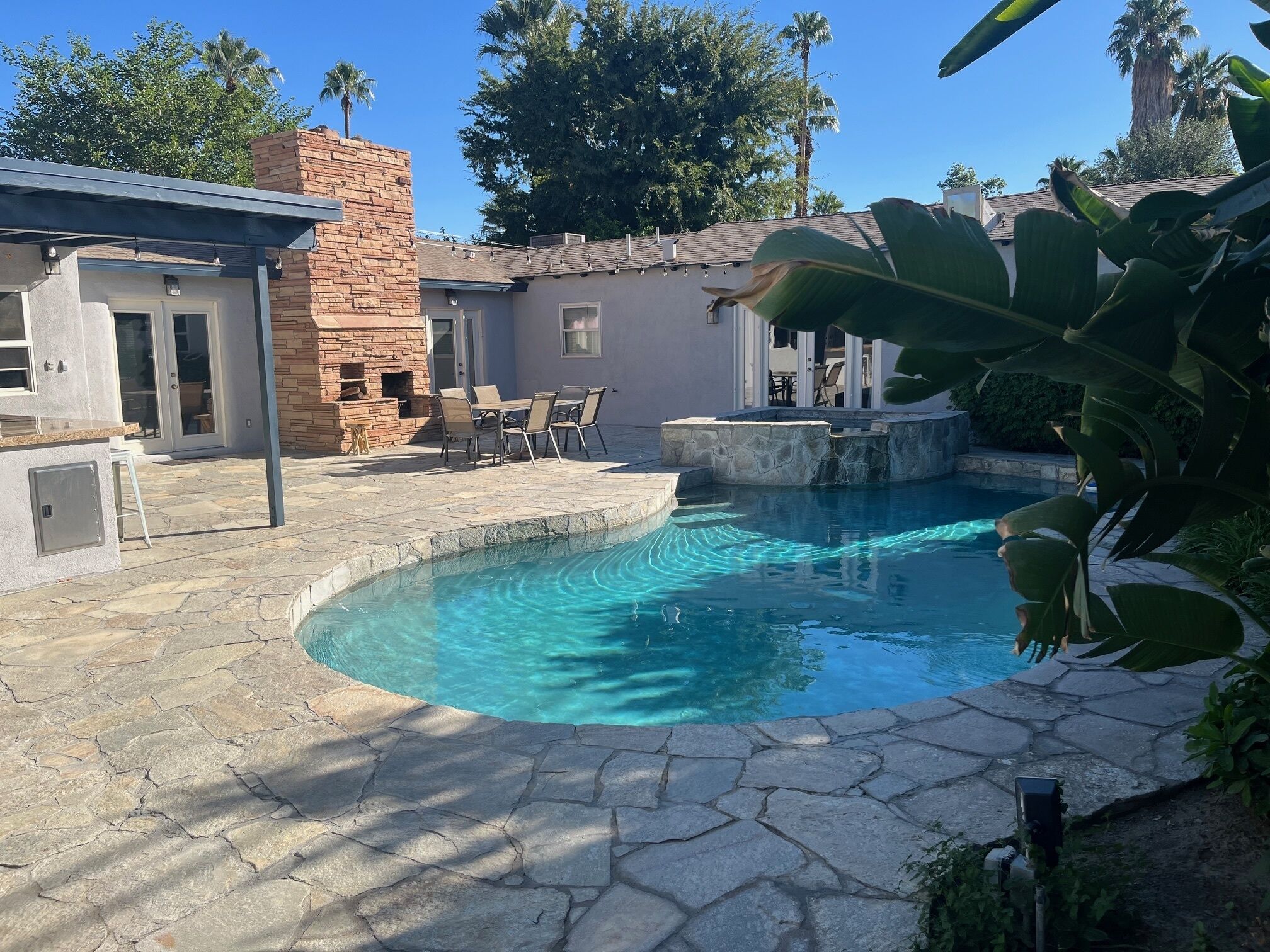 Beheizter Pool