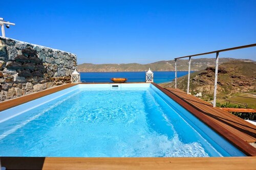 Aiolos #6 1 bedroom Villa with private pool