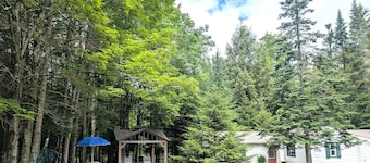 Private, Cozy Cottage in the woods