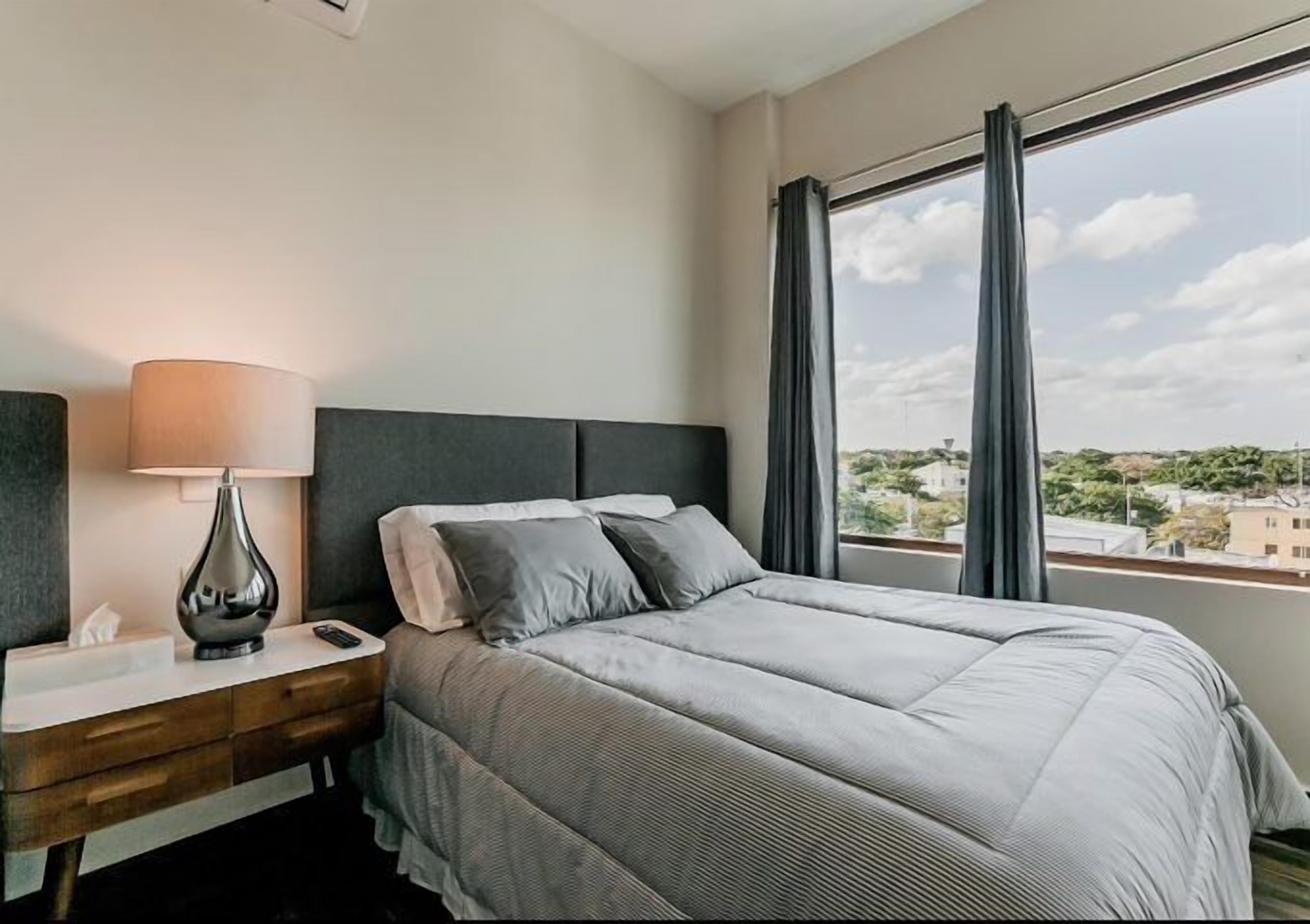 grand double room | 1 bedroom, in-room safe, desk, iron/ironing board