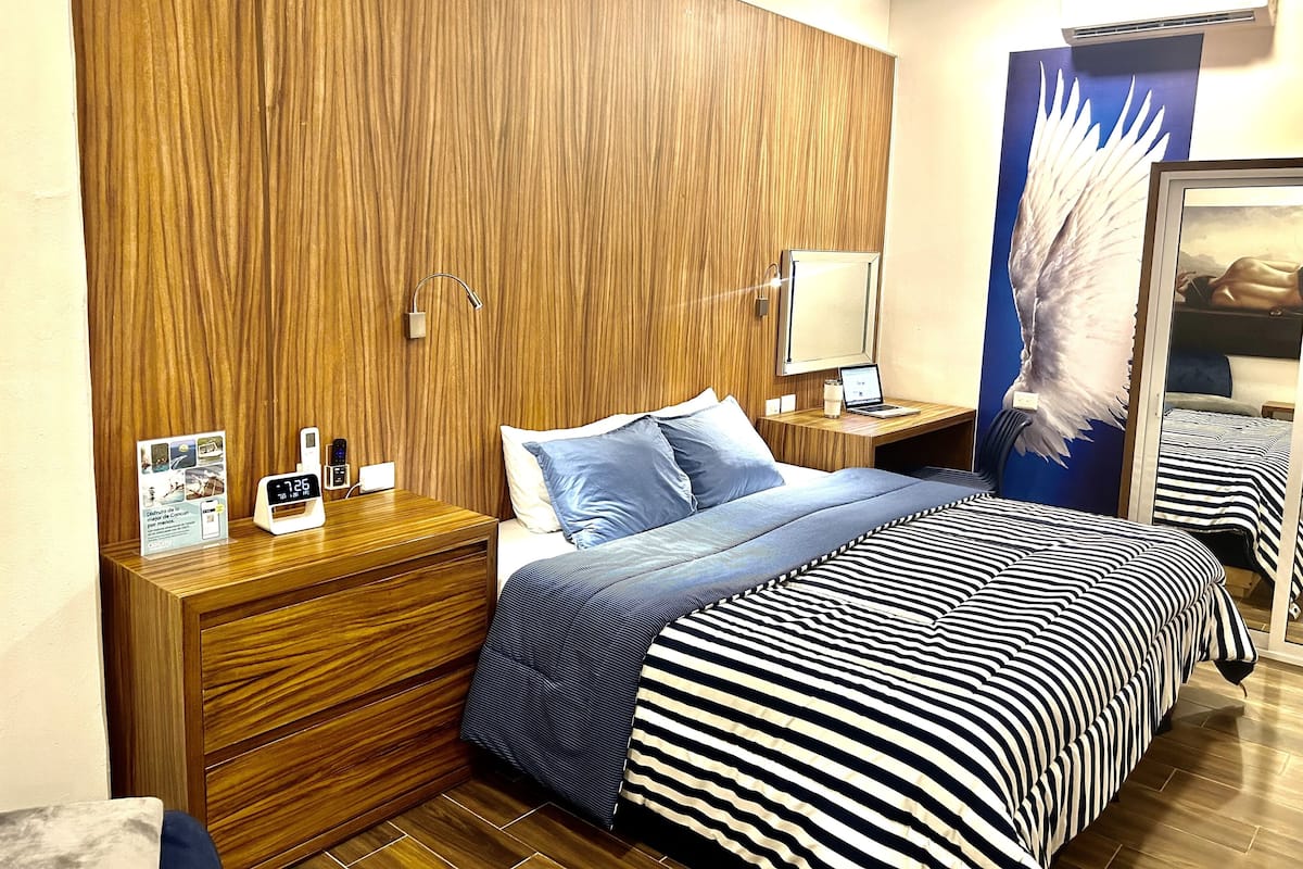 Standard Suite, 1 Double Bed