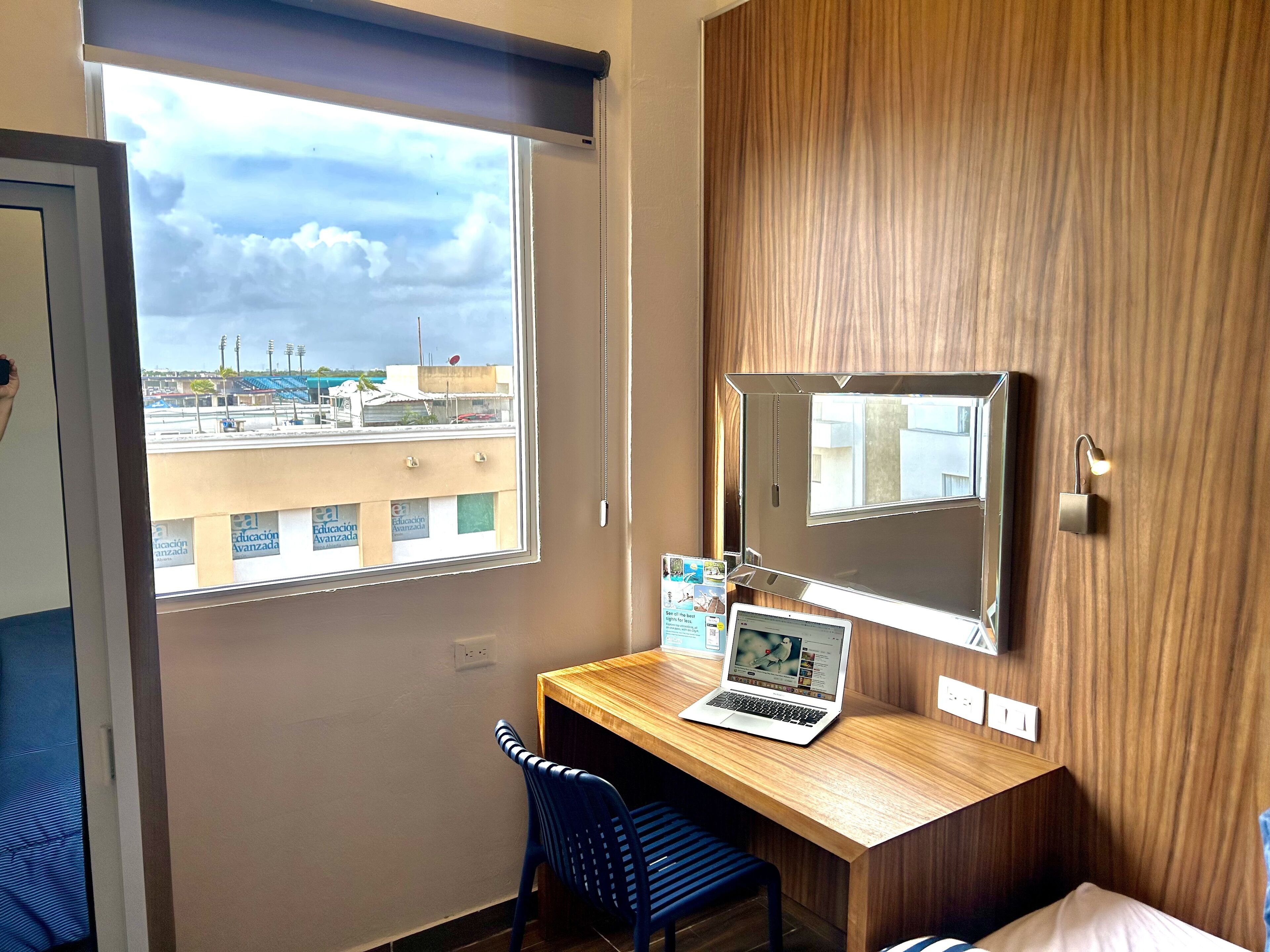 1 bedroom, in-room safe, desk, iron/ironing board