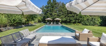 BRAND NEW 7BR7BA Southampton Estate - Heated Salt Pool, Mins to Beach & Town
