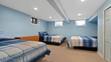 5 quartos, Wi-Fi de cortesia, roupa de cama