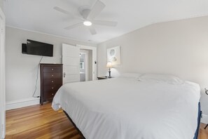 3 dormitorios, escritorio, tabla de planchar con plancha y wifi gratis