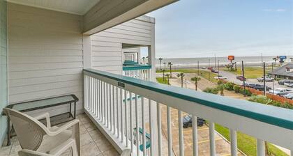 "Ocean Vue" - Condo across from Babe's Beach