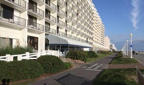 Exterior - Barclay Towers featuring a beautiful beach front view (Virginia Beach)
