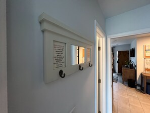 Interior - Remodeled Romantic La Jolla Condo - 2 blocks from the beach! (San Diego)