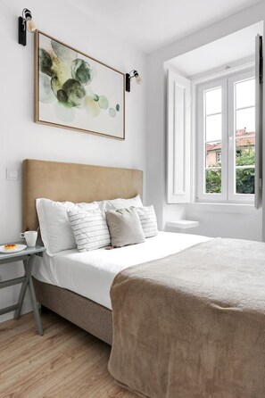 1 camera, ferro/asse da stiro, Wi-Fi, lenzuola