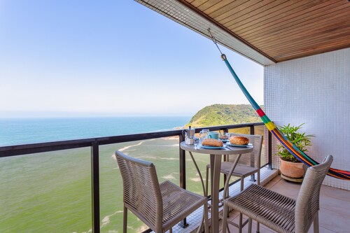 Guaruja Cobertura com vista o mare and private swimming pool