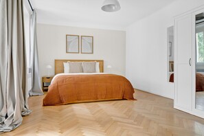2 slaapkamers, een strijkplank/strijkijzer, wifi, beddengoed