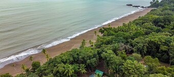 Playa Ganadito Ecolodge