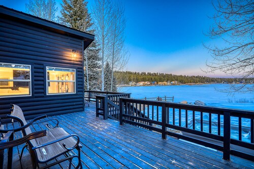 Pagosa Lakefront Home w/ Hot Tub, A/C, & Canoe!