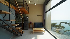Unclassified image, 4 of 366, button - Yeosu Sea&blue Family Pension (Yeosu)