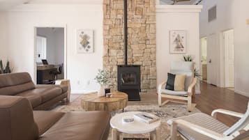 Smart TV, books, offices