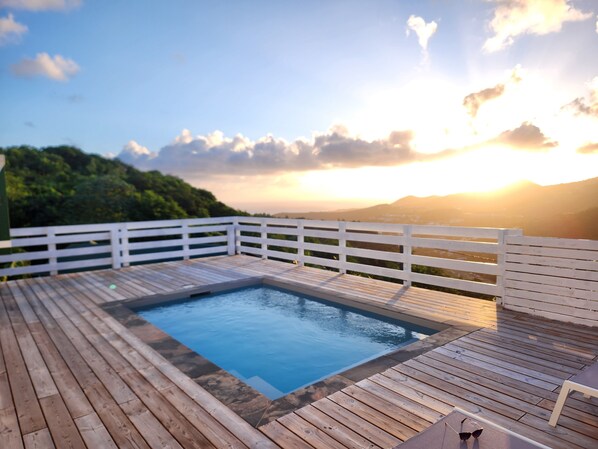 Alberca al aire libre 