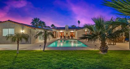 Hacienda Miranda - Private lighted Pickleball Court- Family Home