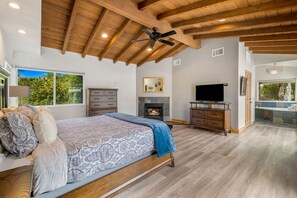 4 habitaciones, escritorio, tabla de planchar con plancha y wifi 