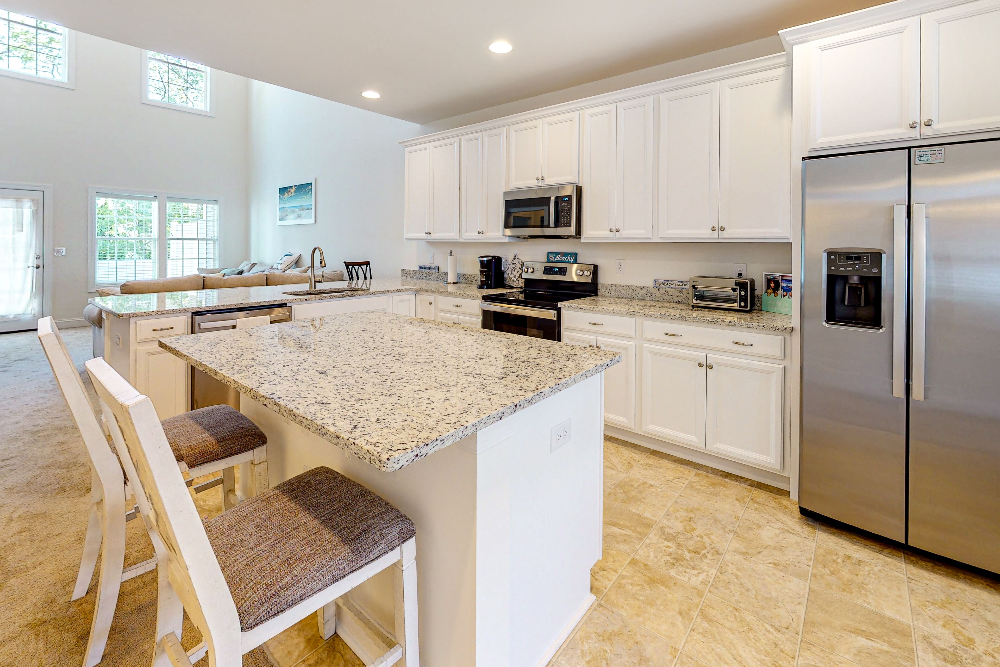 冰箱、微波炉、烤箱、炉灶