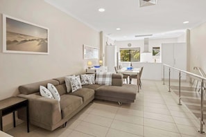 TV, offices - Surfside 3A—Vibrant Yallingup Beachfront Living (Yallingup)