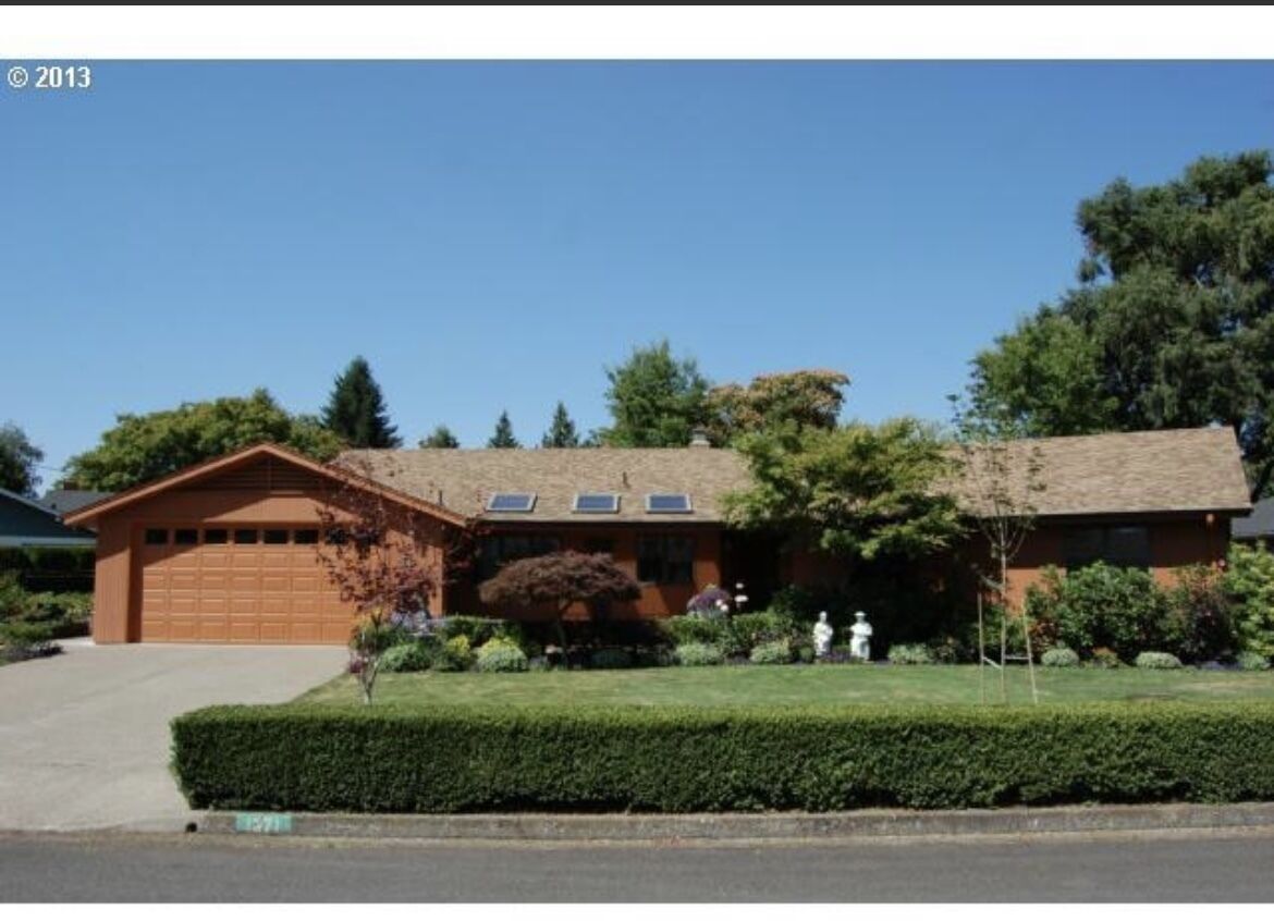 Private home near University of Oregon