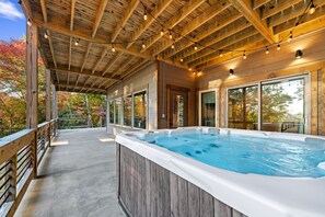 Bain à remous extérieur