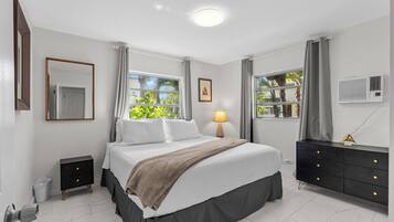 2 bedrooms, iron/ironing board, travel crib, free WiFi