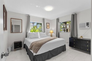 2 bedrooms, iron/ironing board, travel cot, free WiFi