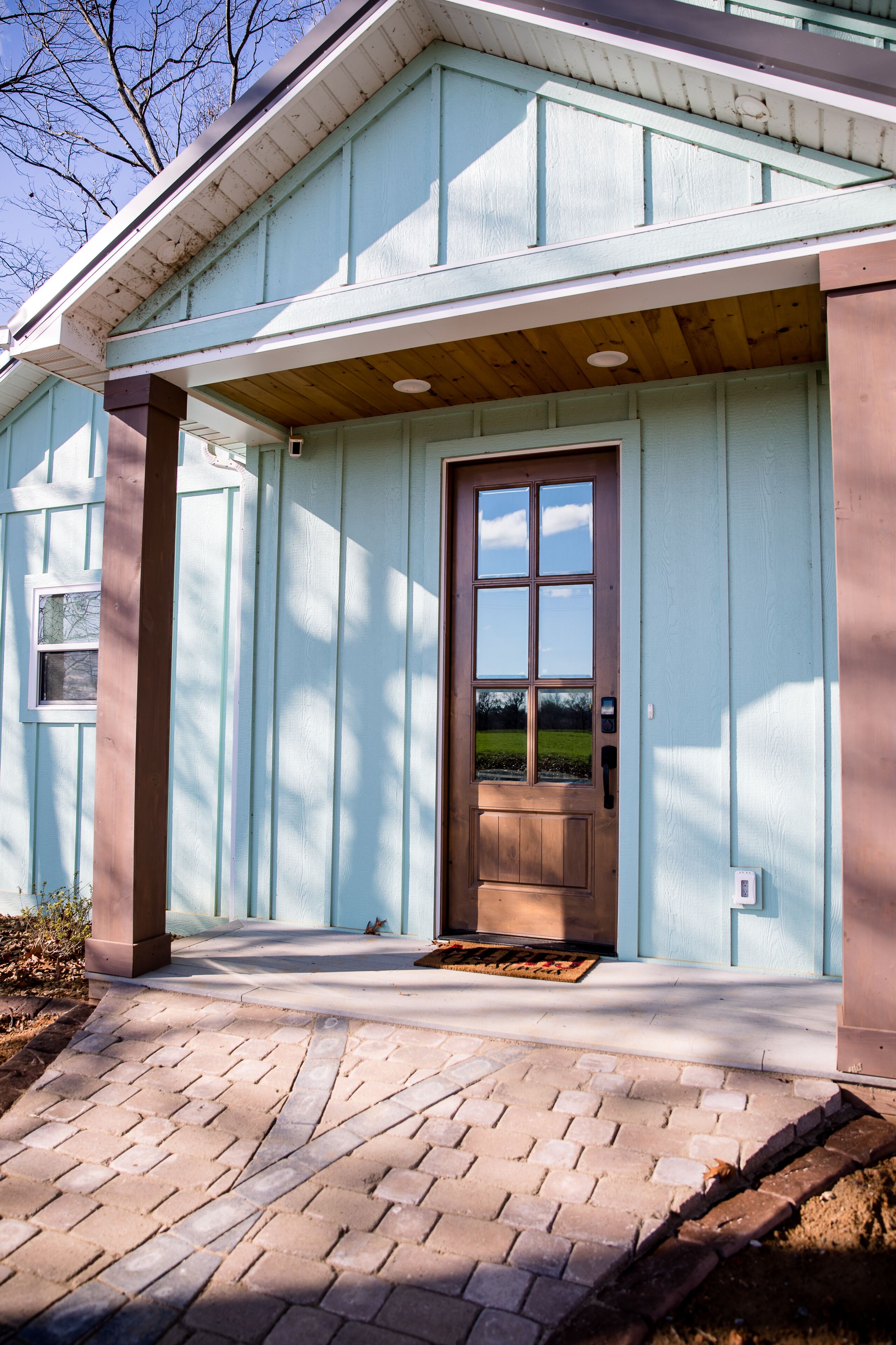NEW Blue Cat Lakehouse with gorgeous lake views