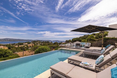 Luxury and Modern villa with magnificent sea view & Gulf of Saint Tropez