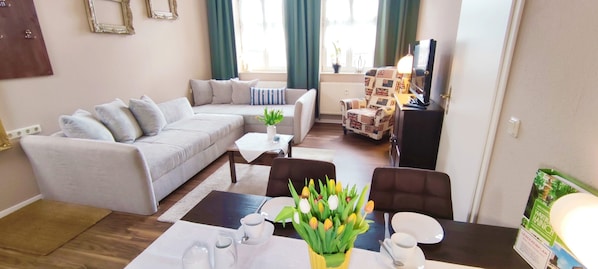 TV - Apartment London up to 3 people (Mühlhausen/Thüringen)