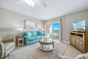 TV - Westwind 202 ~ Gulf-front, Outdoor Pool + $400 in FREE Activities Daily ~ Zoo/Parasailing + More (Gulf Shores)