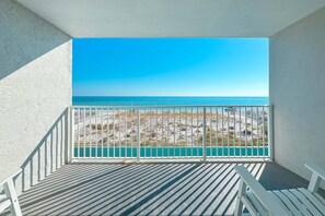 Property grounds - Westwind 202 ~ Gulf-front, Outdoor Pool + $400 in FREE Activities Daily ~ Zoo/Parasailing + More (Gulf Shores)
