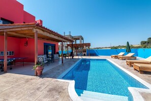 Pool - Olympia Villa (Γεννάδι)