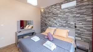 3 quartos, ferros/tábuas de passar roupa, berço de viagem, Wi-Fi