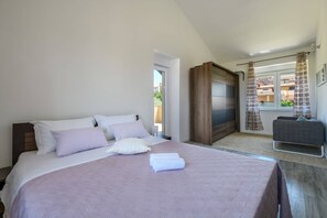 2 Schlafzimmer, Zimmersafe, Bügeleisen/Bügelbrett, kostenloses WLAN