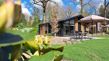 Hackfort 4 | 獨特裝潢、布置獨特、免費無線上網、床單