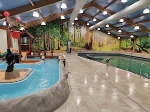 Piscine intérieure