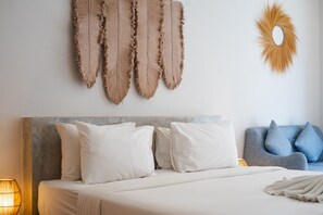 Interior - Malam Hari ApartHotel (Canggu)