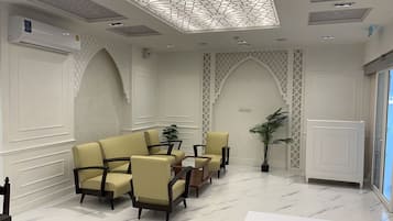 Sala de estar en el lobby