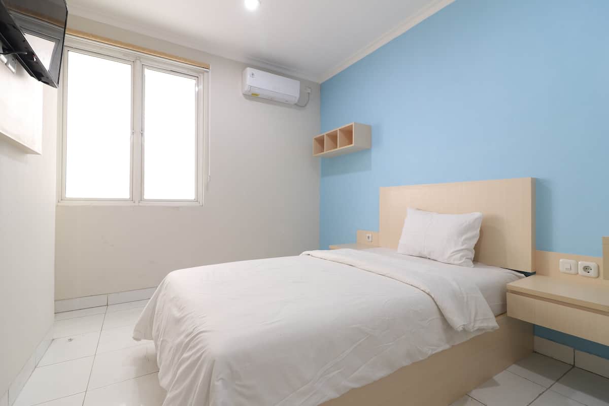 Single Room | Desk, free WiFi, bed sheets