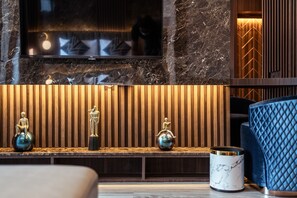 Dobbeltrom – standard | Minibar (inkludert), safe på rommet, skrivebord og wi-fi (inkludert)